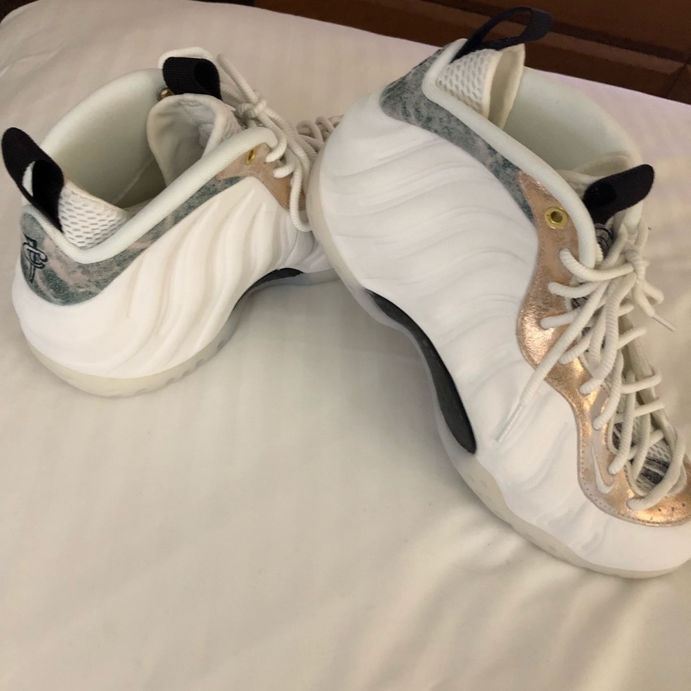 Air  Foam Posites